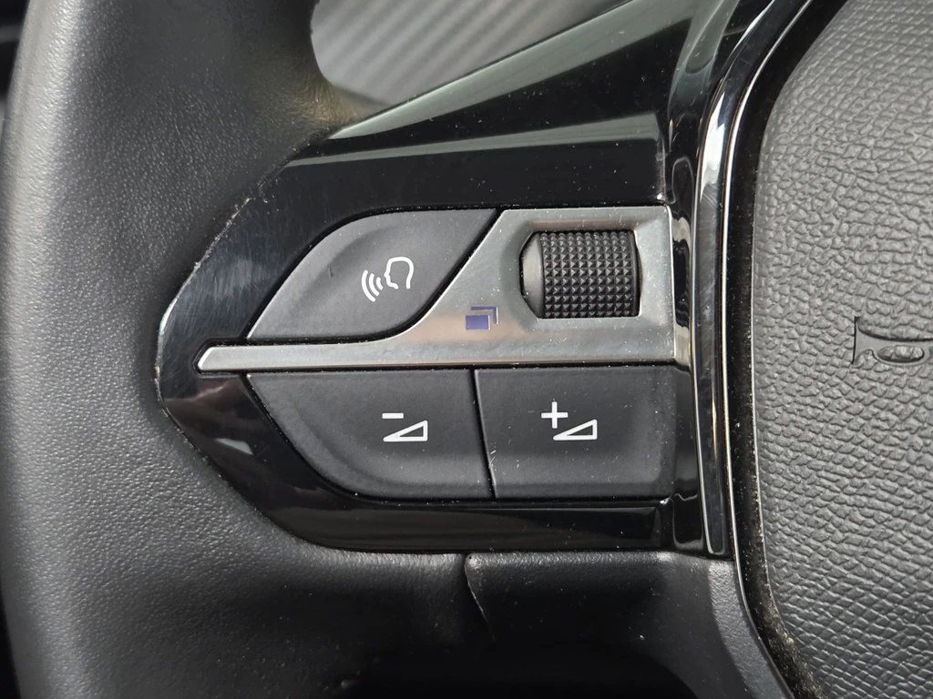 Peugeot 208 – foto 20