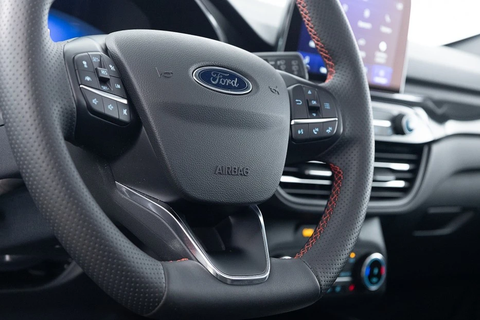 Ford Kuga – foto 16