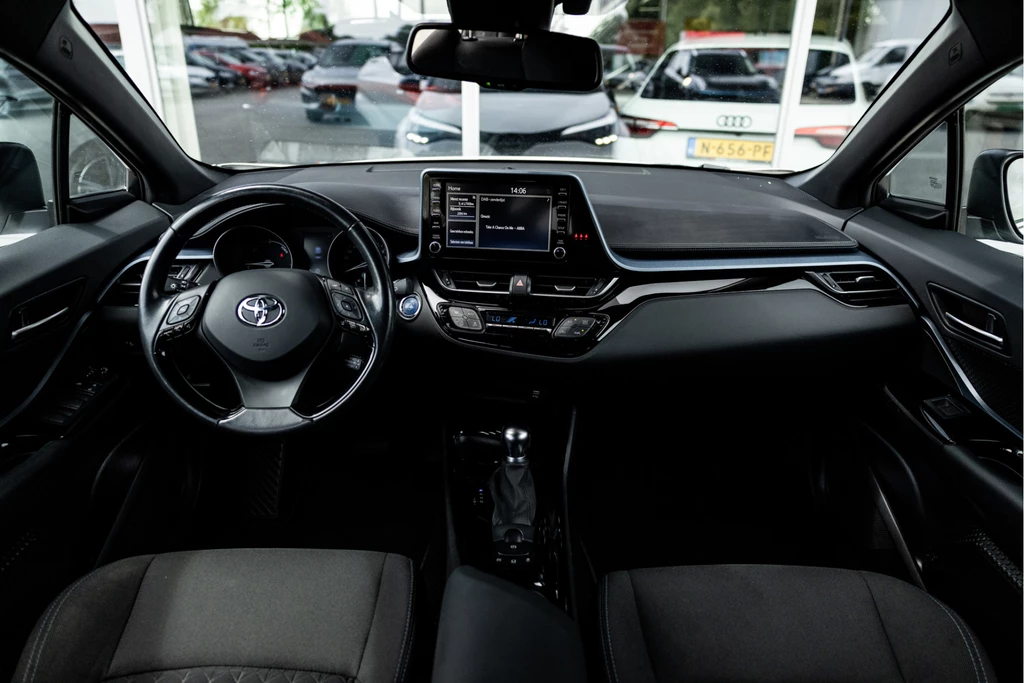 Toyota C-HR – foto 7