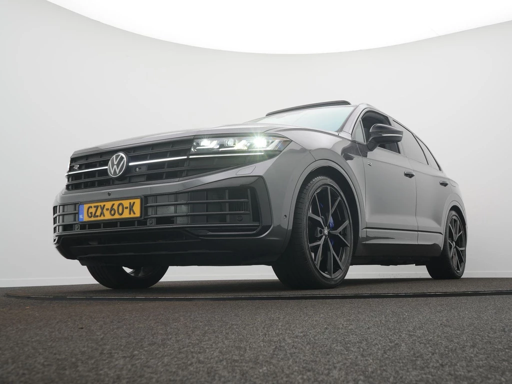 Volkswagen Touareg – foto 2