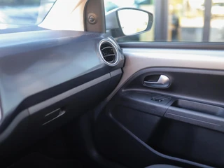 Volkswagen up! – thumbnail 41
