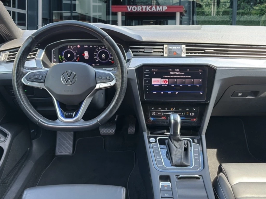 Volkswagen Passat – foto 16