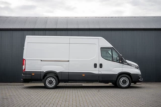 Iveco 35S18 | 3.0L 180PK | Automaat | NW MODEL | 3.5T Trekgewicht | Camera | Carplay | Climate – thumbnail 4