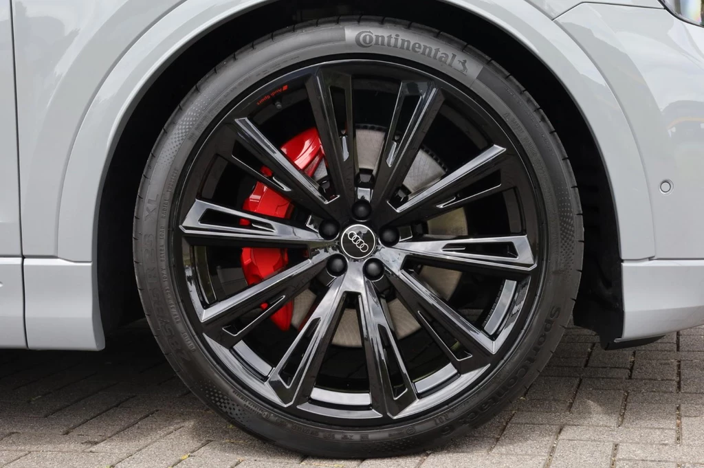 Audi Q8 – foto 13
