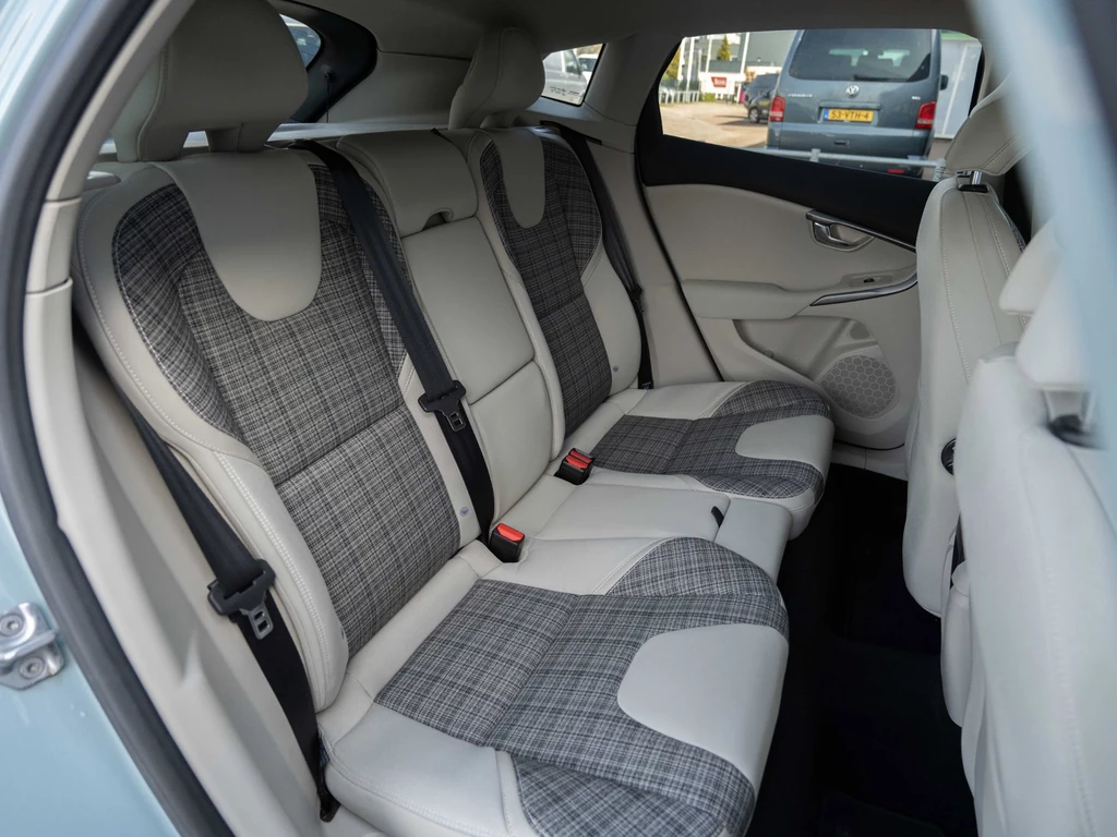 Volvo V40 – foto 34