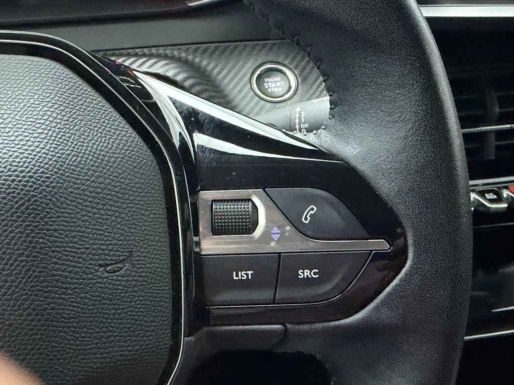 Peugeot 208 – foto 22