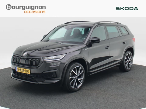 Škoda Kodiaq 1.5 TSi 150 Pk Sportline Business | Trekhaak | Stoelverwarming | CarPlay | Camera | Climatronic | 20 Inch | 98.431 Km !!