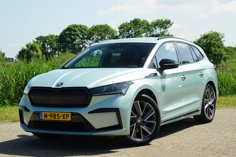Skoda Enyaq iV 60 Sportline - Arctic Silver - Sport Plus - SmartLink - Topstaat