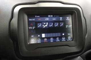 Jeep Renegade – thumbnail 23