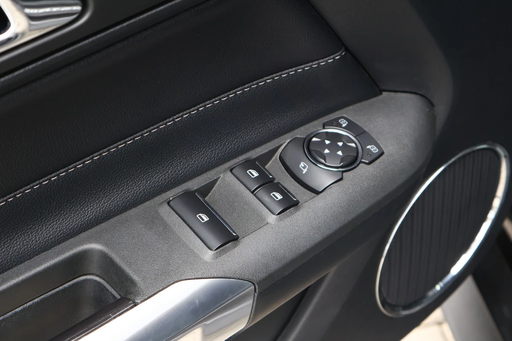Ford Mustang – foto 38