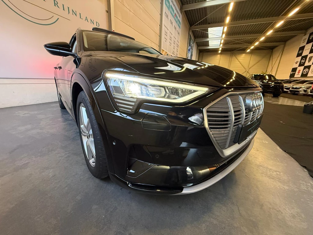Audi e-tron – foto 11