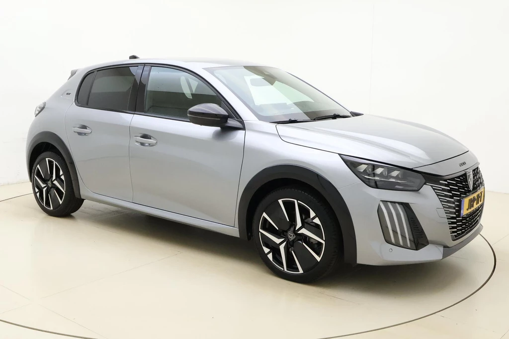 Peugeot 208 – foto 8