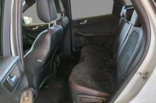 Ford Kuga – thumbnail 8