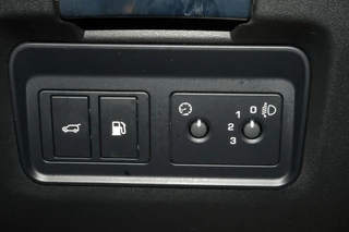 Land Rover Discovery Sport – thumbnail 32