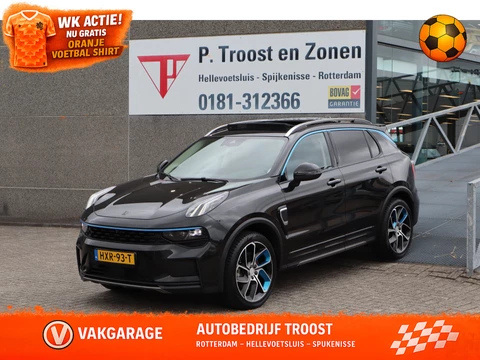 Lynk & Co 01 1.5 Panoramadak/360 graden Camera/Keyless/Lane assist/Adaptive cruise control/Apple carplay/Climate control/Stoelverwarming/Dodehoek detectie/Elektrisch sluitende achterklep/Elektrisch verstelbare stoel met geheugen