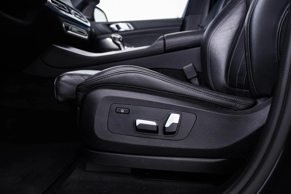 BMW X5 – foto 33