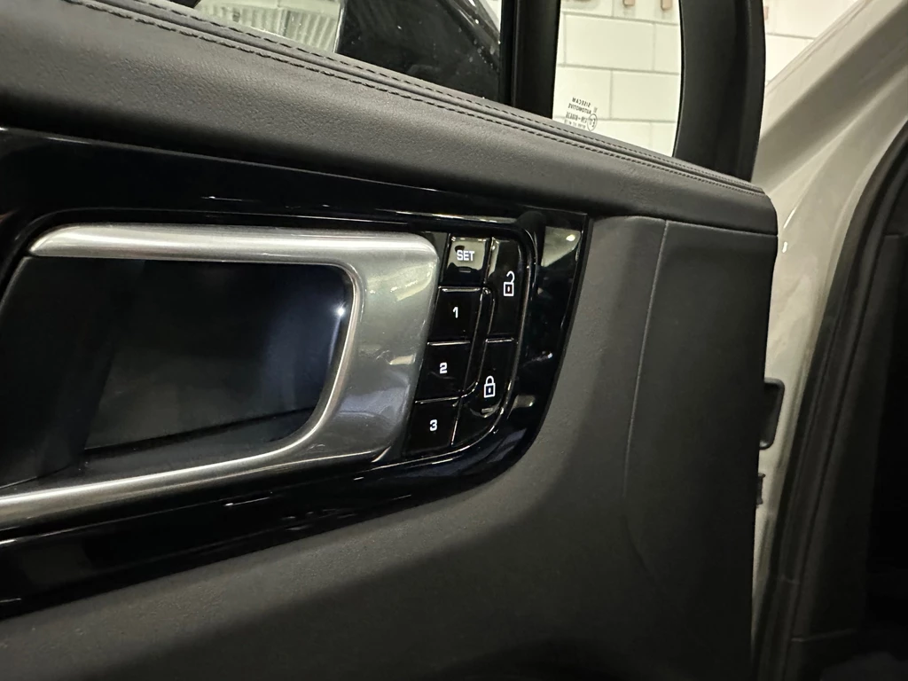 Porsche Cayenne – foto 27