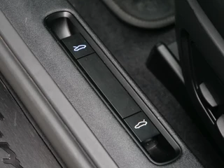 Porsche 911 – thumbnail 35
