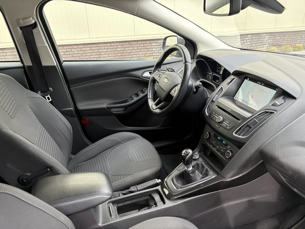 Ford Focus – foto 27