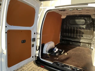 Nissan e-NV200 – thumbnail 20