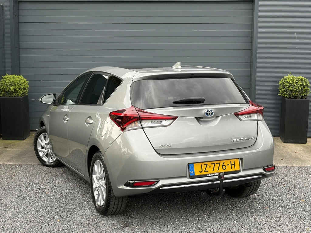 Toyota Auris – foto 2