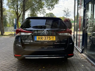 Toyota Auris – thumbnail 5