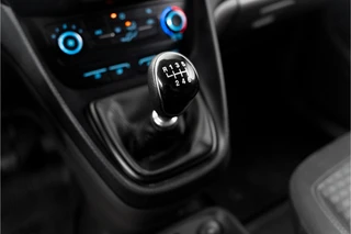 Ford Transit Connect – thumbnail 18