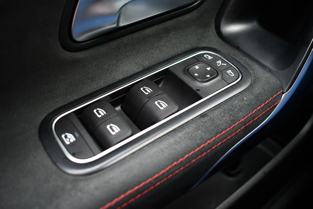 Mercedes-Benz CLA – foto 61
