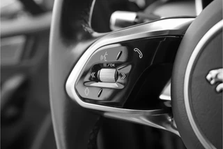 Jaguar I-PACE – thumbnail 37