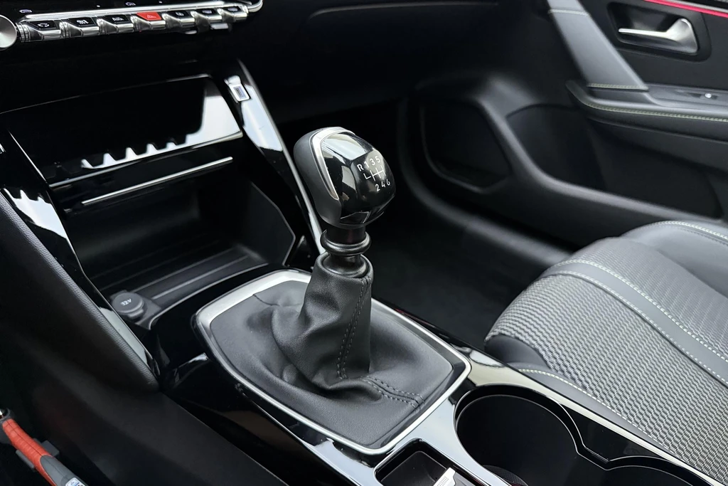 Peugeot 208 – foto 28