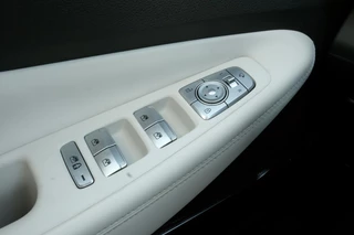 Hyundai Santa Fe – thumbnail 22