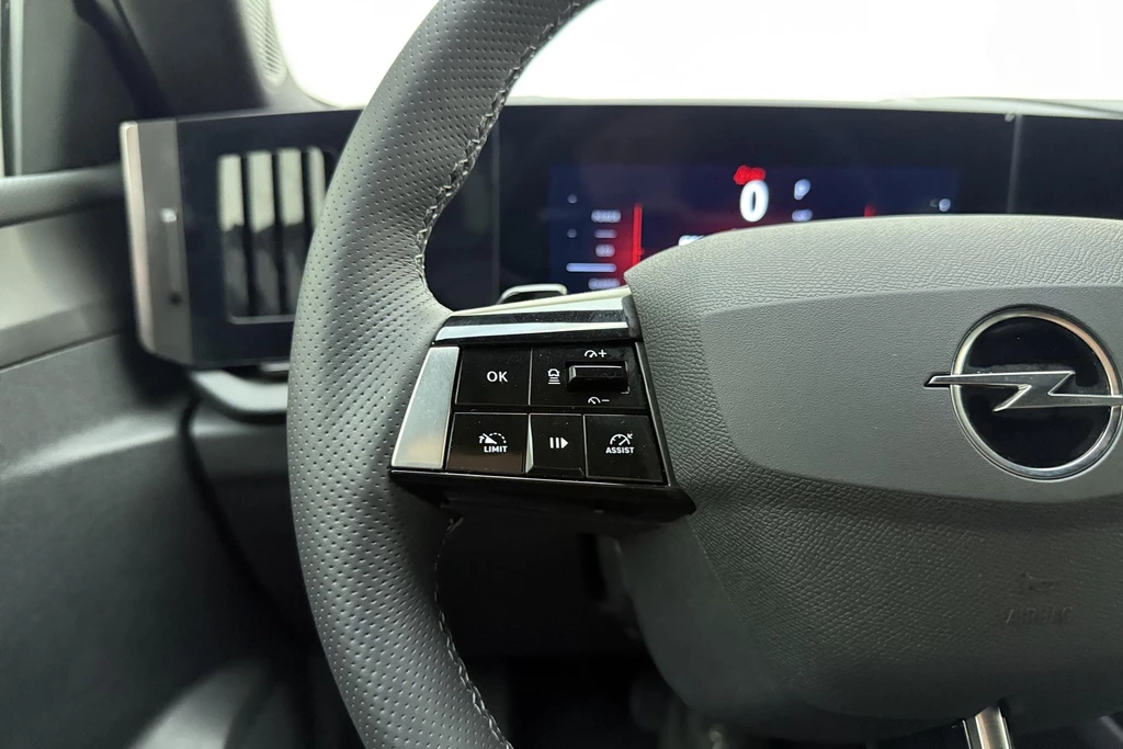 Opel Astra – foto 21