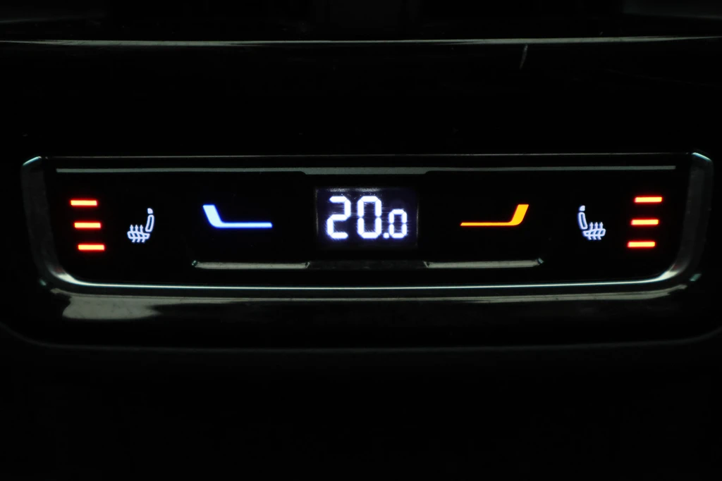 Volkswagen Passat – foto 23