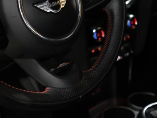 MINI Cooper Cabrio – thumbnail 14