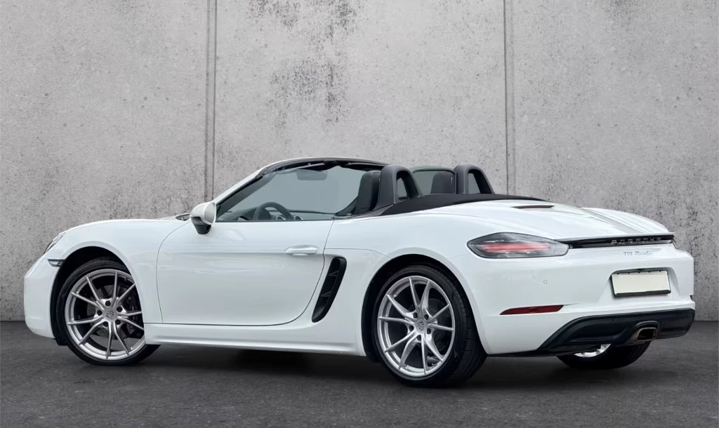 Porsche 718 – foto 5