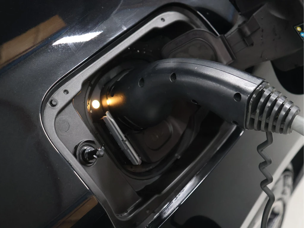 BMW i4 – foto 32