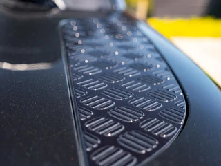 Land Rover Defender – thumbnail 32