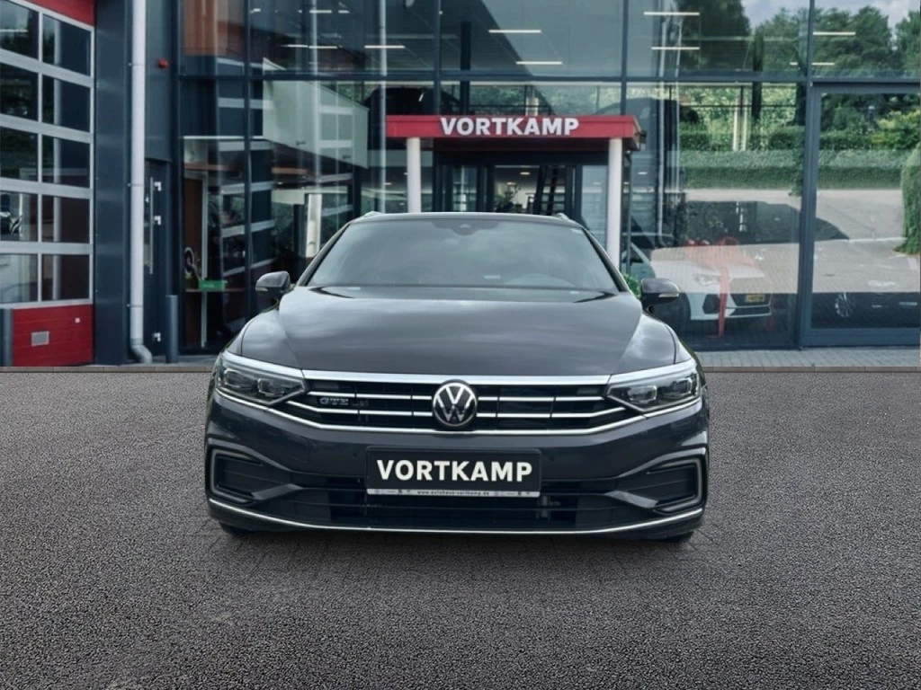 Volkswagen Passat – foto 8