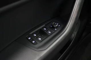 Volkswagen Touareg – thumbnail 23