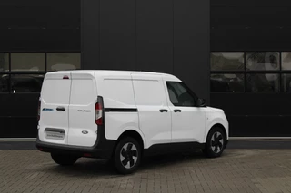 Ford E-Transit Courier – thumbnail 5