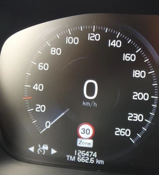 Volvo XC90 – thumbnail 23