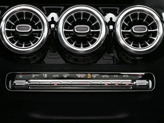 Mercedes-Benz GLA – thumbnail 55