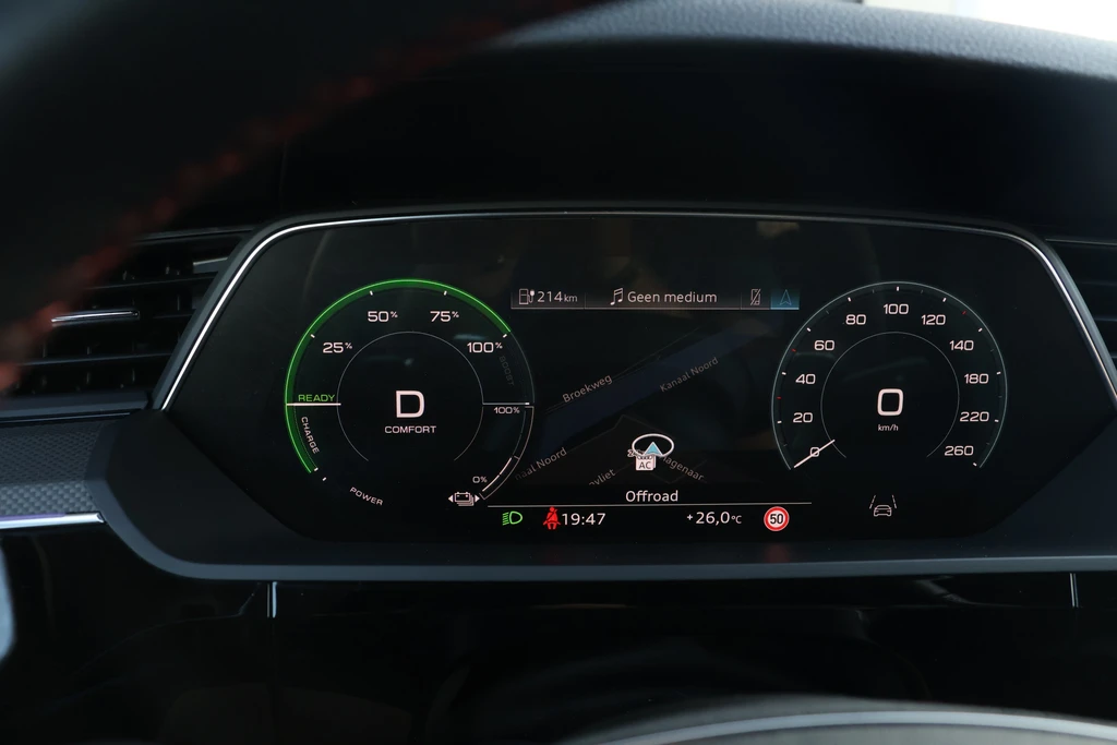 Audi Q8 e-tron – foto 26