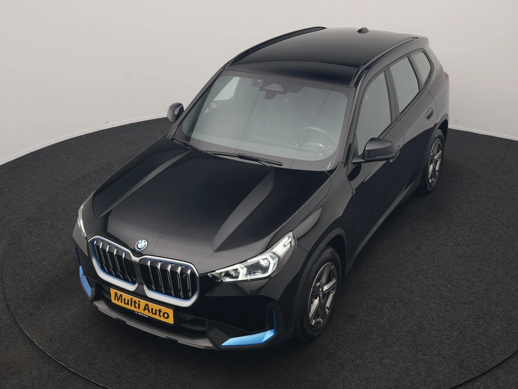 BMW iX1 – foto 2