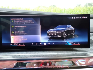 BMW i7 – thumbnail 21