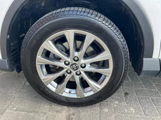 Toyota RAV4 – thumbnail 10