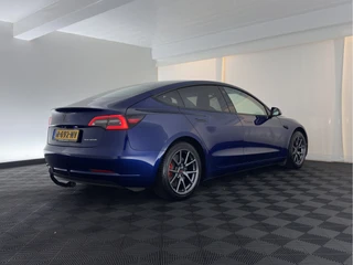 Tesla Model 3 – thumbnail 4