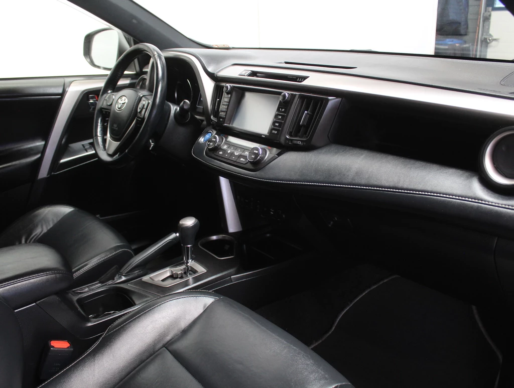 Toyota RAV4 – foto 14