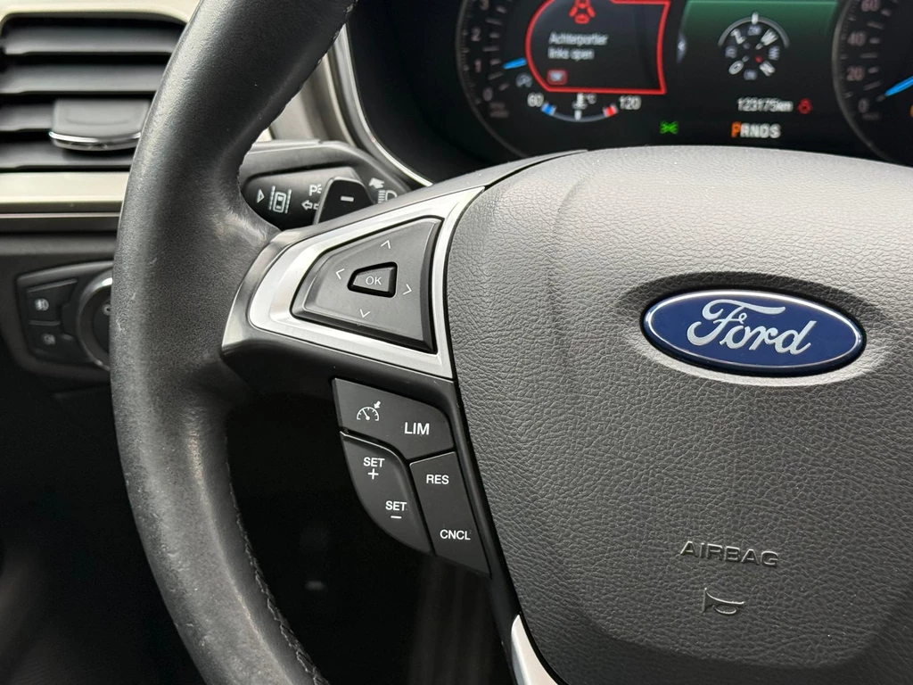 Ford Mondeo – foto 24