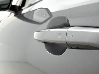 Jaguar F-PACE – thumbnail 19